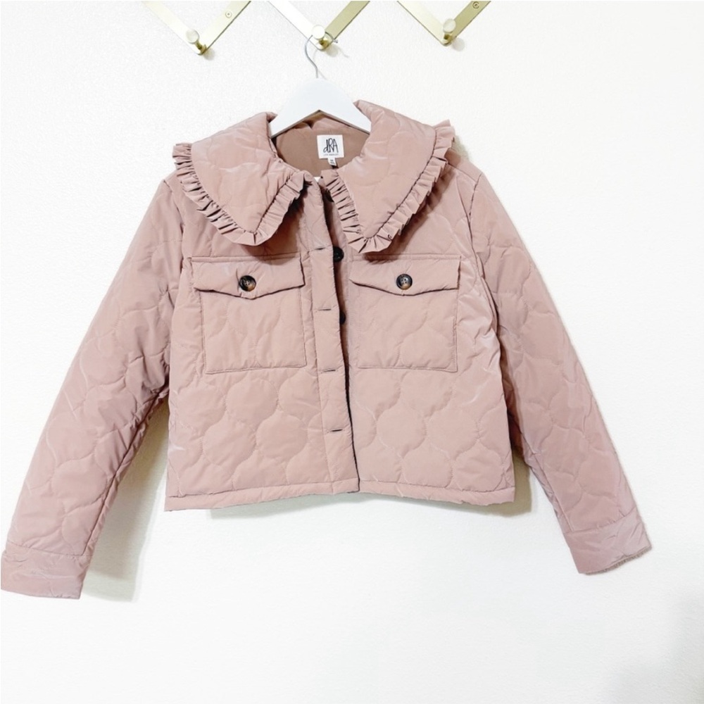 dRA Anthropologie Peter Pan Ruffle Collar Quilted Pink Iridescent Coat Medium